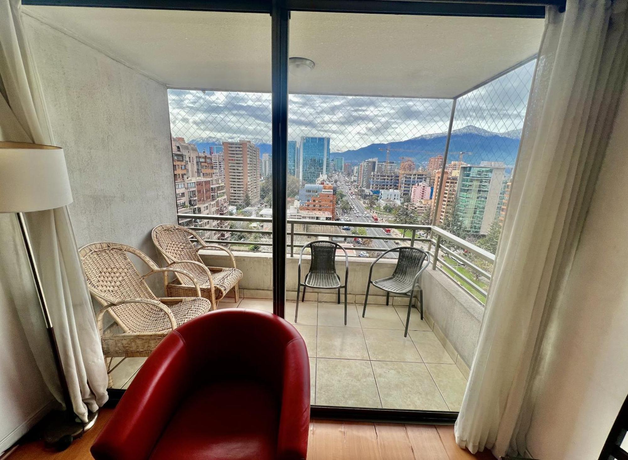 Apoquindo Vista Cordillera Condes Apartamento